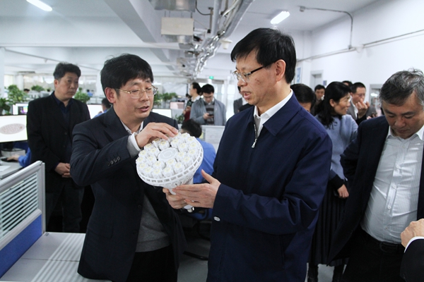 考查产物