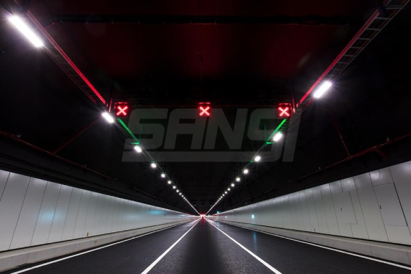 港珠澳海底地道