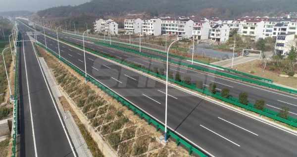 351国道浦江段路子照明