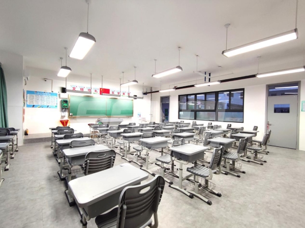 西安市沣西第四黉舍/三思承建