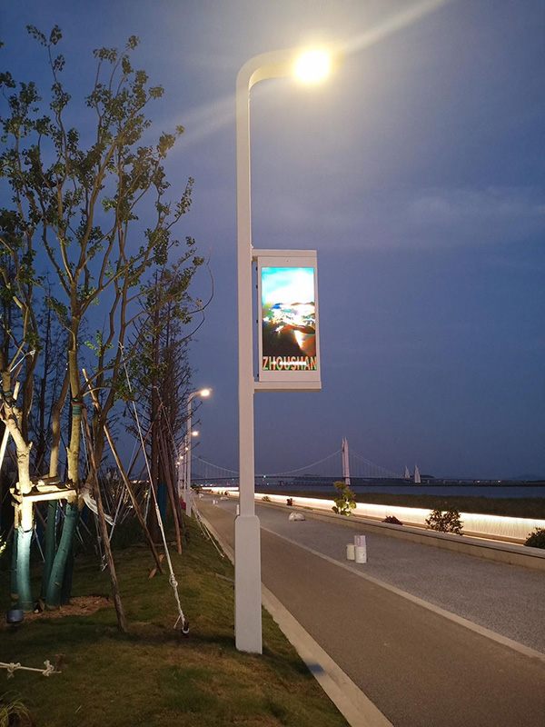 聪明灯杆,为都会夜景,增加科技感,美感