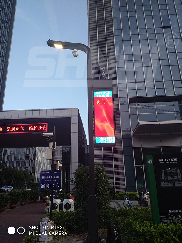 聪明灯杆,晋升都会照明,办理效力关头,三思绪灯