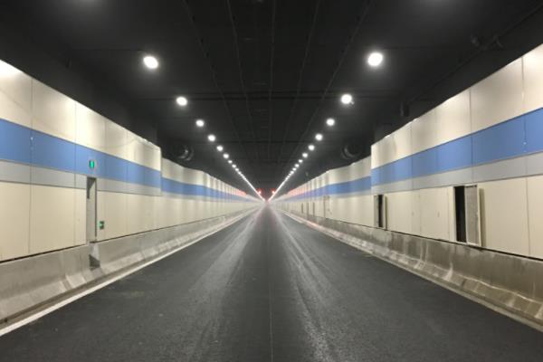 上海 诸光路地道